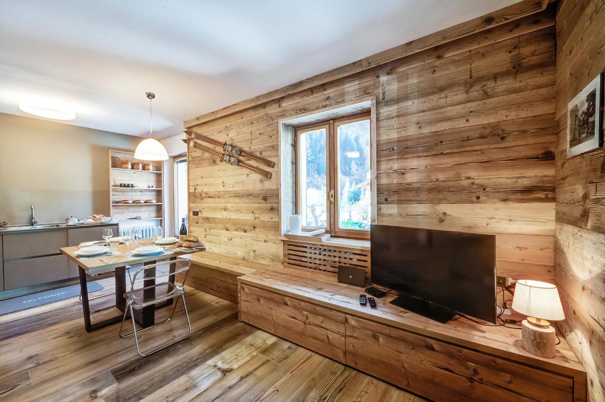 Casa Entreves - Ristrutturata Con Parcheggio Курмайор Экстерьер фото