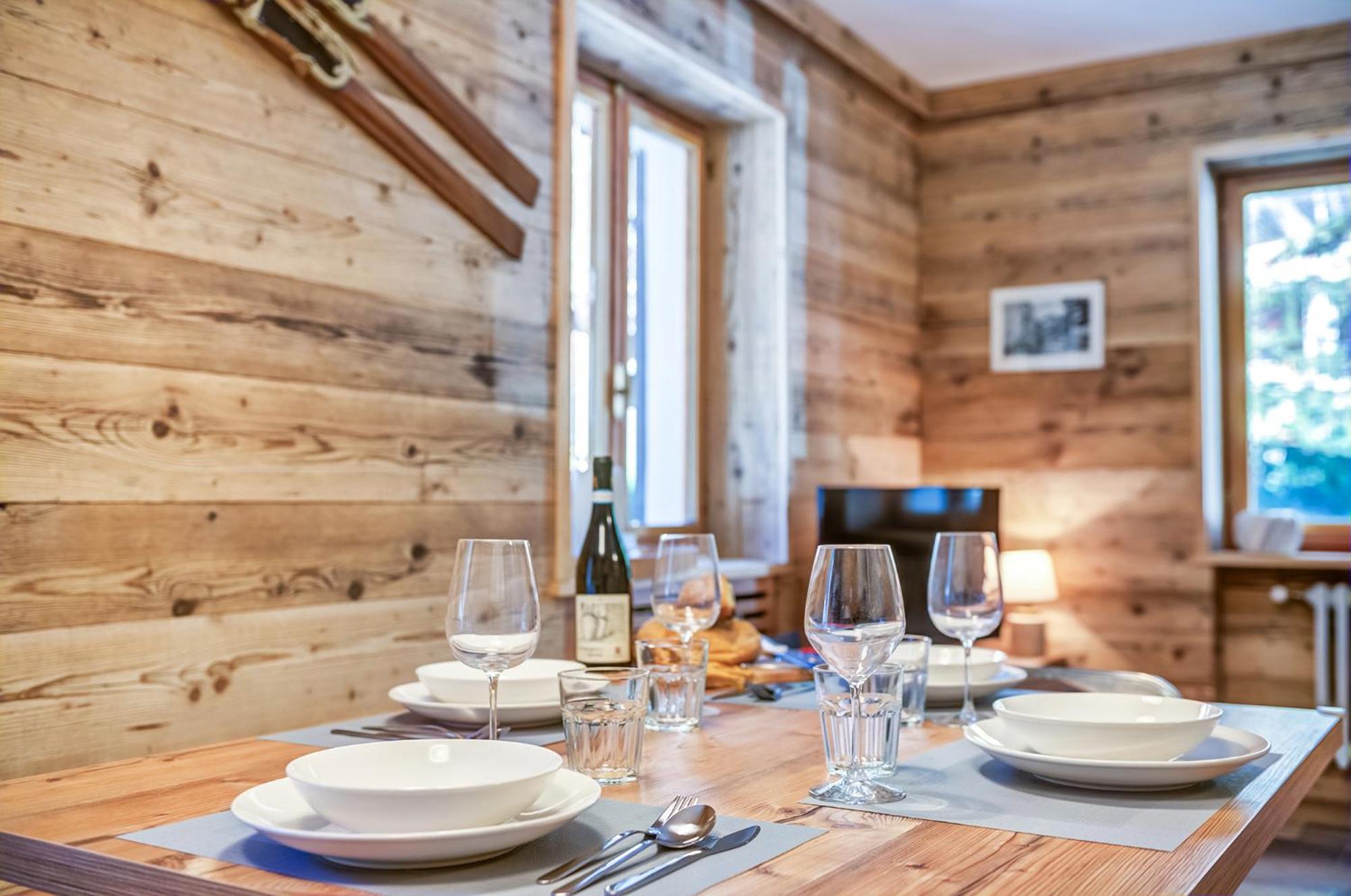 Casa Entreves - Ristrutturata Con Parcheggio Курмайор Экстерьер фото